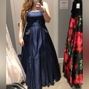 Gorgeous Prom Dress
